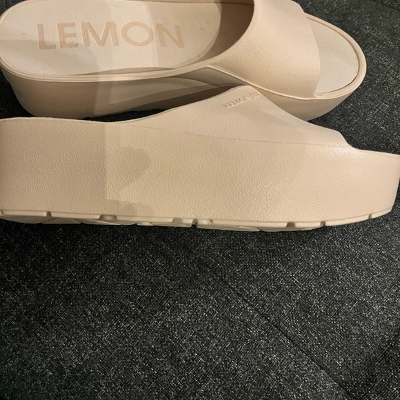 Lemon Jelly slip on Size 40 - Picture 3 of 4